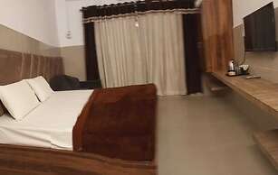 HOTEL CRAZY HOME AND RESORT