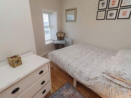 Corner Cottage