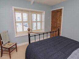 Corner Cottage