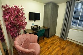 Silk Hotel