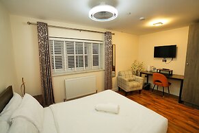 Silk Hotel