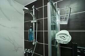 Silk Hotel