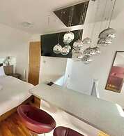 Silk Hotel