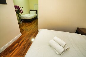 Silk Hotel