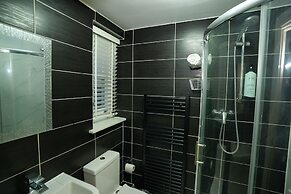 Silk Hotel