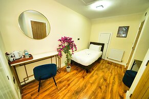 Silk Hotel