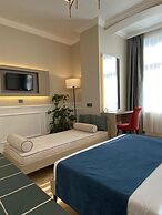 Pera Standard Rooms