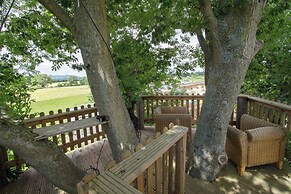 Wonderland Party Retreat