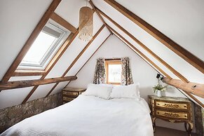Wonderland Party Retreat