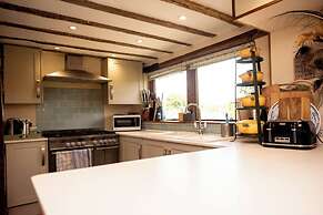 Wonderland Party Retreat