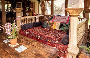 Wonderland Party Retreat
