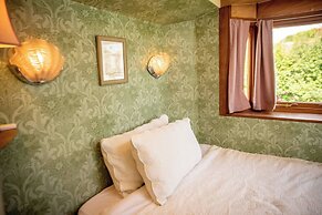 Wonderland Party Retreat