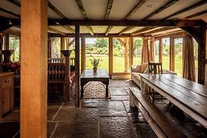 Wonderland Party Retreat