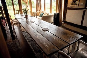 Wonderland Party Retreat