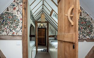 Wonderland Party Retreat