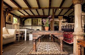 Wonderland Party Retreat