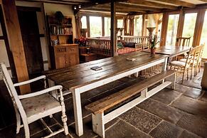 Wonderland Party Retreat