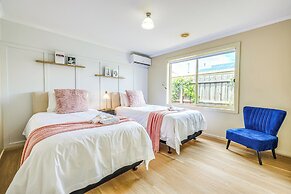 StayAU Two-story Comfy House Pool Table