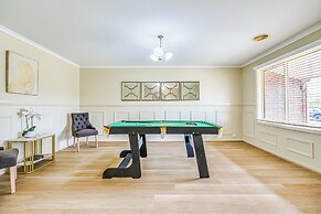 StayAU Two-story Comfy House Pool Table