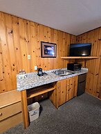 Alpine Lodge