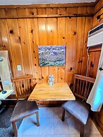 Alpine Lodge