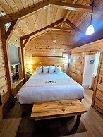 Alpine Lodge