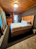 Alpine Lodge