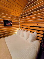 Alpine Lodge