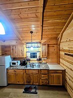 Alpine Lodge