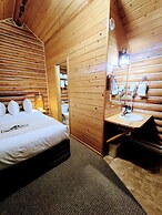 Alpine Lodge