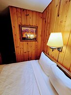 Alpine Lodge