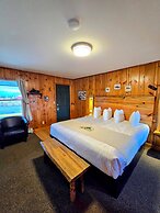 Alpine Lodge