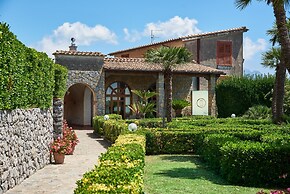 Villa Favara Charming Luxury Retreat With Private Pool