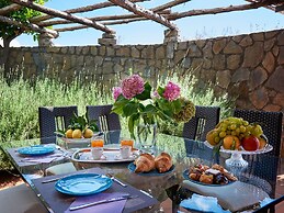 Villa Favara Charming Luxury Retreat With Private Pool