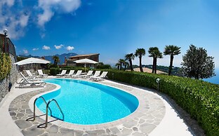 Villa Favara Charming Luxury Retreat With Private Pool