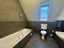 HAVENU Hotel Quartier 8
