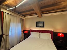 Palazzo Gambirasi Luxury Suite Roma