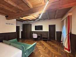 Palazzo Gambirasi Luxury Suite Roma