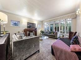 Spacious Home With Private Parking