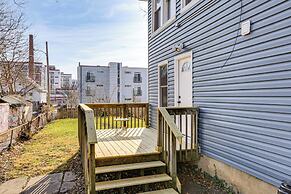 6 Mi to Dtwn Cincinnati: Dog-friendly Apt w/ Yard