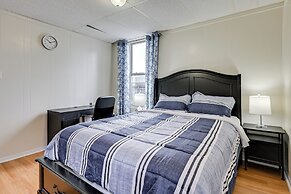Easy Train Access! Quiet New York Commuter Apt
