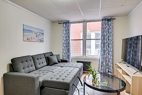 Easy Train Access! Quiet New York Commuter Apt