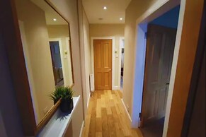 Central-ground Floor-private Garden With Parking