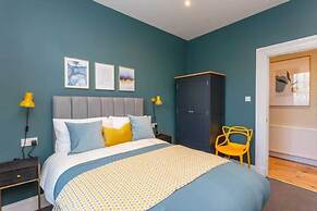 2bed 2bath Apartment Beneath Edinburgh Castle