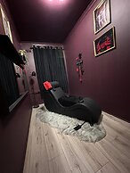 A Discreet & Elegant Play Space for Couples
