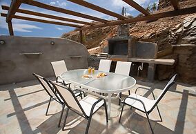 Sunrise Stone Villa With Jacuzzi