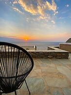 Sunrise Stone Villa With Jacuzzi