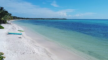 Casa Playa Maya