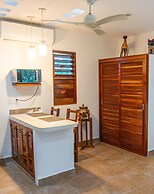 Casa Playa Maya