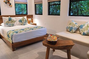 Casa Playa Maya